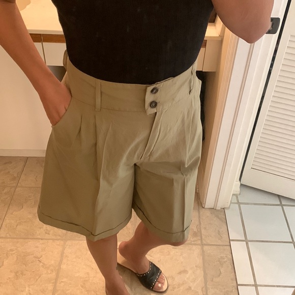 Escada High Waist Vintage Silk Bermuda Shorts Tan size 38 EU - Picture 5 of 17